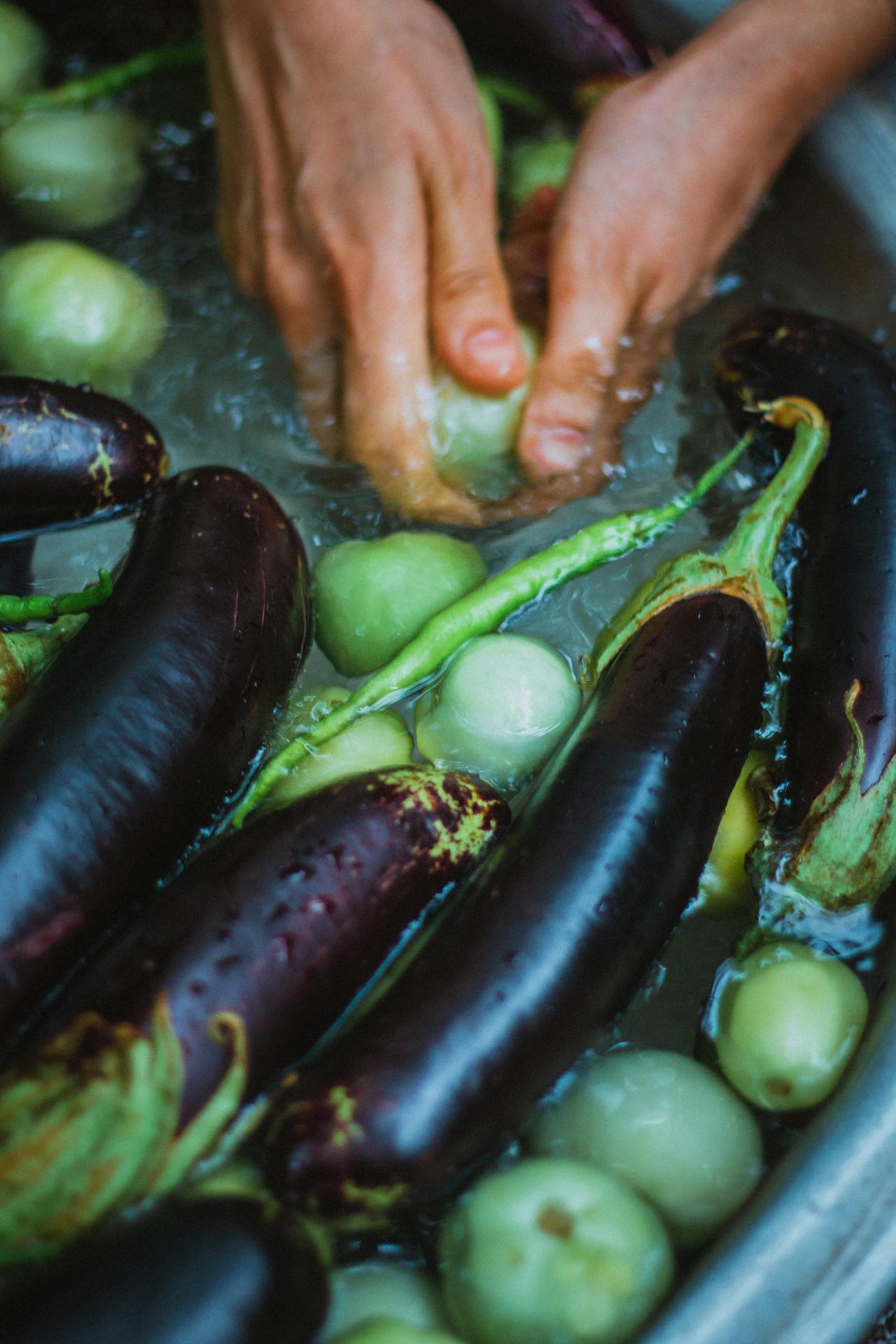 tricks for cleaning vegetables
