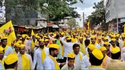 धनगर समाजाच्या आंदोलनास मोडता ; मुंबईतील पिवळे वादळ रोखले, जिल्हा परिषदेच्या निवडणुकांमध्ये महायुतीला बसला असता फटका