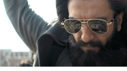 डायलॉग म्यूट केले, ९ मिनिटे चित्रपट कापला अन्…; ‘धुरंधर’ नेटफ्लिक्सवर प्रदर्शित होताच नेटकऱ्यांचा संताप, म्हणाले, “आम्हाला फसवलं…”