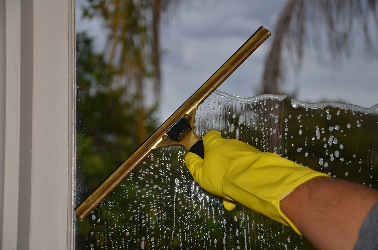 glass window cleaning