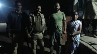 Mandovi police rescued hiker Takmak Fort palghar district