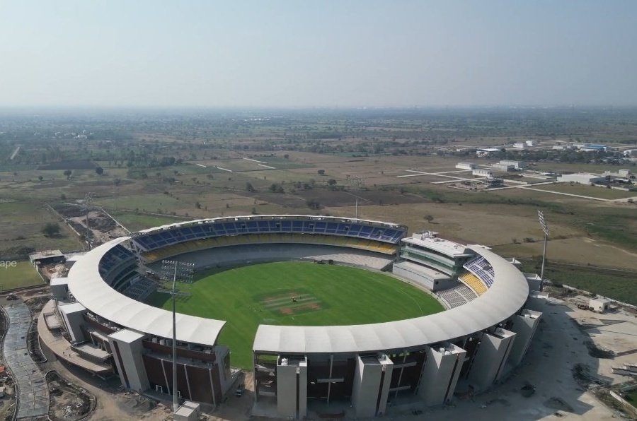 kotambi staduum vadodara