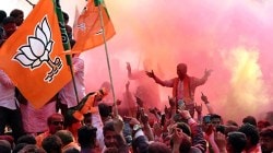 Maharashtra Municipal Election Results : एक कुटुंब, ३ उमेदवार, वेगवेगळ्या पक्षांच्या तिकिटांवर तिघेही विजयी! महापालिका निकालानंतर ‘या’ दोन कुटुंबांची होतेय चर्चा