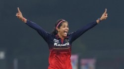 Shreyanka Patil: “लहानपणी मुलांसोबत खेळताना..”, ५ विकेट घेतल्यानंतर श्रेयंका पाटील काय म्हणाली?