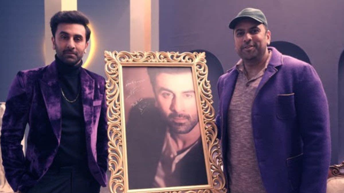 png jewellers signs Ranbir Kapoor as new brand ambassador