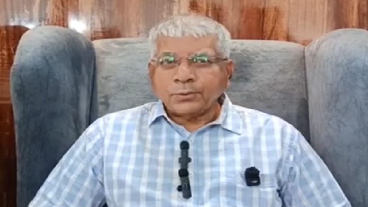 Prakash Ambedkar criticism,Maharashtra municipal elections 2026,Thackeray brothers conflict,Maharashtra political alliances,Akola news,Maharashtra opposition unity,