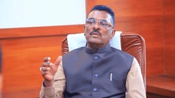 MSRTC : एसटीची भाडेवाढ नाही! “अगोदर वेळ पाळा…” प्रताप सरनाईक यांची कानउघडणी…