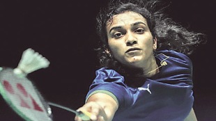 Malaysia Open Badminton Tournament, PV Sindhu challenge ends, China Wang semifinals, PV Sindhu news, loksatta news, मलेशिया बॅडमिंटन स्पर्धा, पी व्ही सिंधू, चीन वँग, मराठी बातम्या,