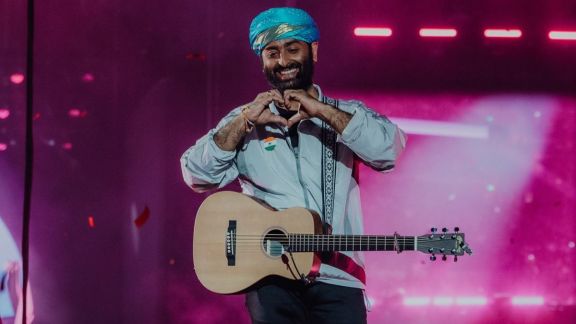 singer arijit singh announces retirement from playback singing per song fees to live concert earnings know total net worth