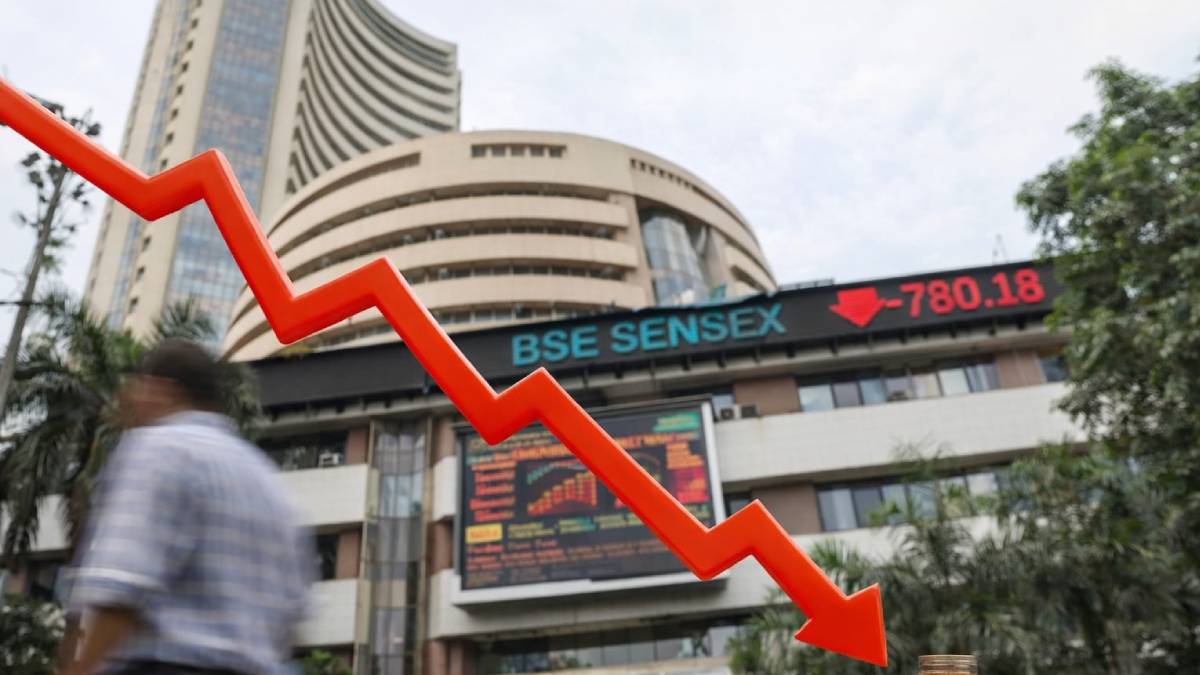 Stock market crashes on fears of Trump's potential 500 percent tariffs