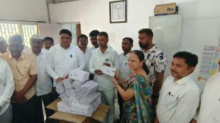 20000 farmers write to PM Modi demanding wildlife law change over leopard attacks in Rahuri