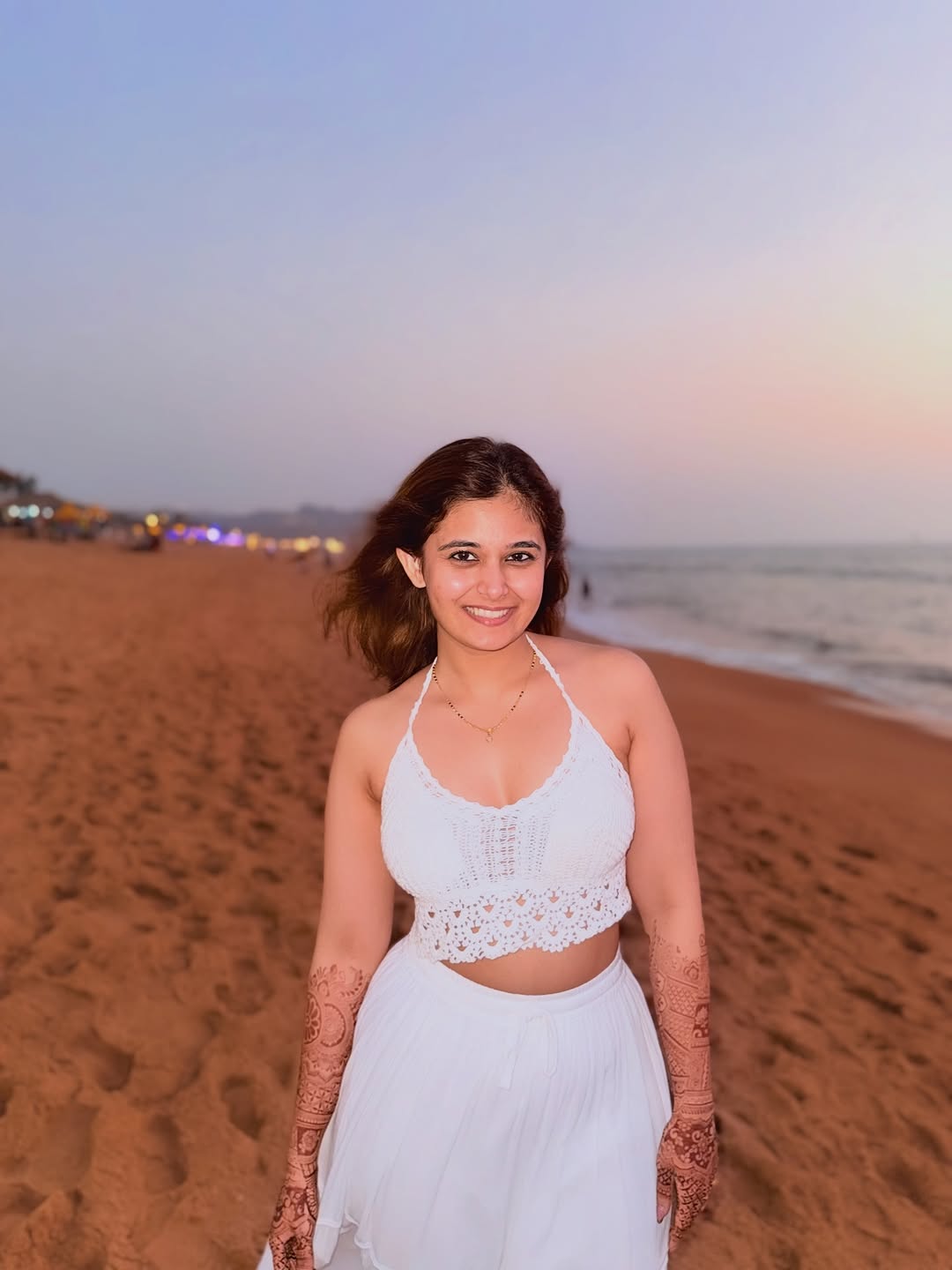 Anushka Pimputkar pink dress look