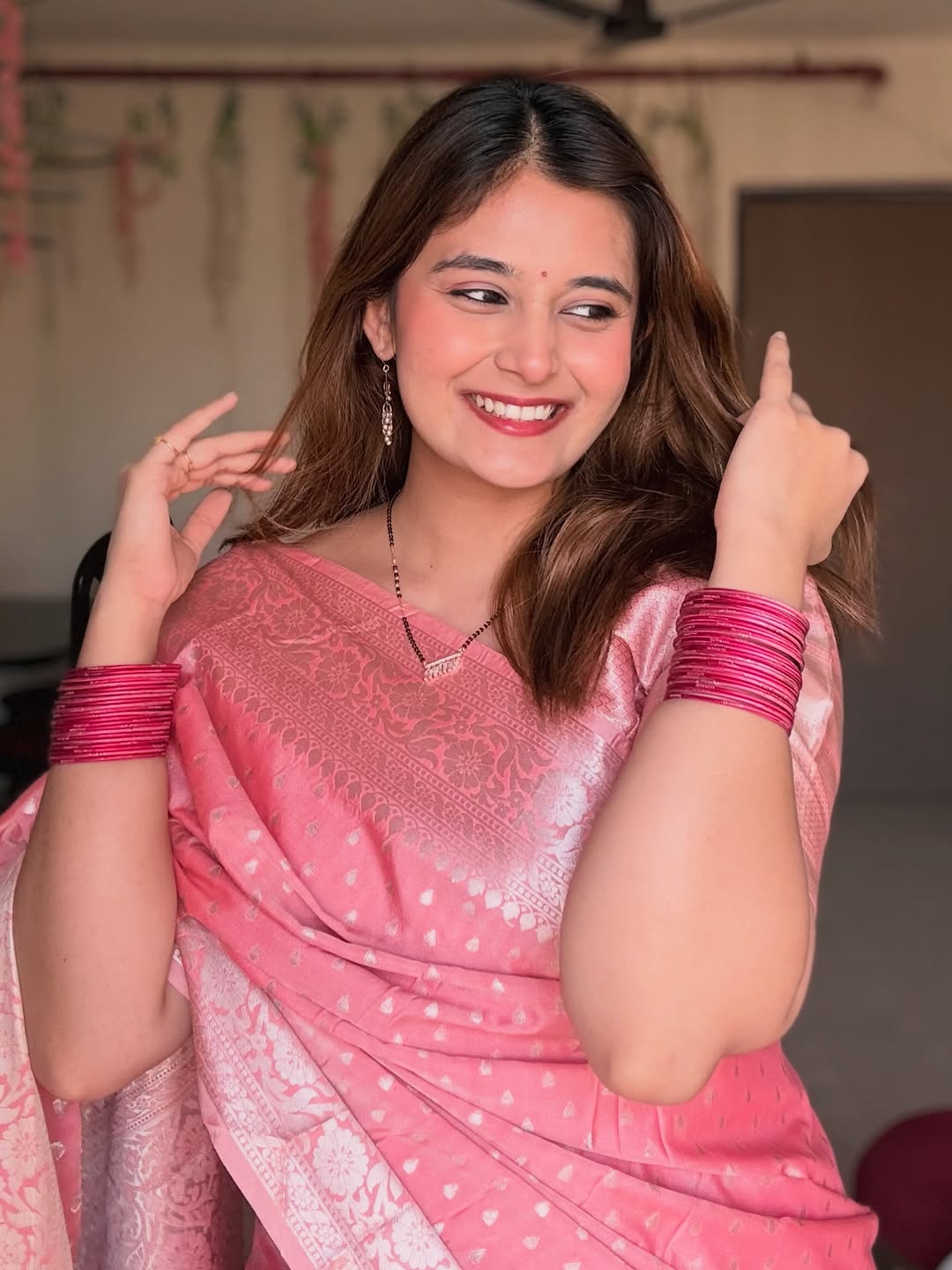 Anushka Pimputkar pink dress look