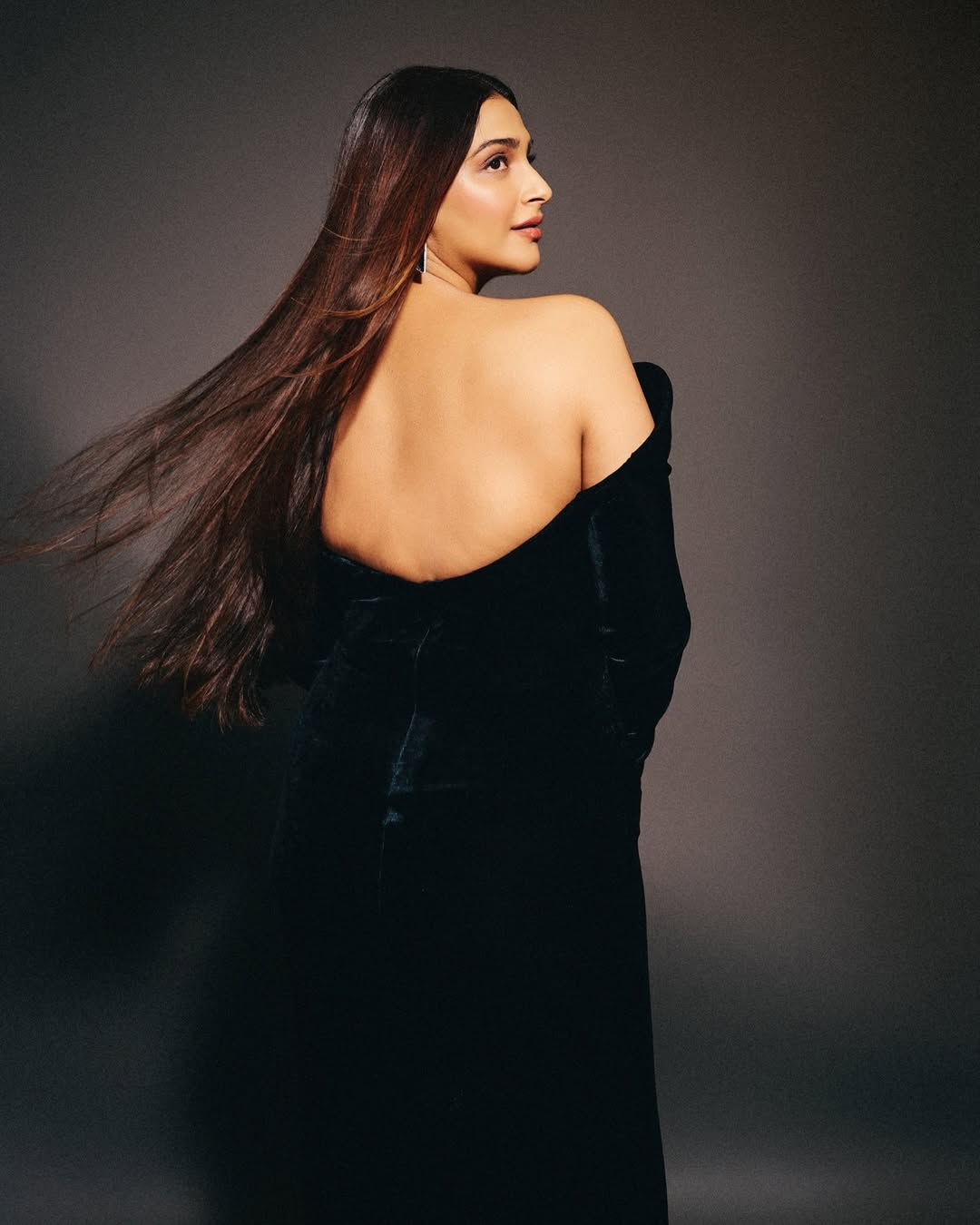 Sonam Kapoor second pregnancy maternity photos
