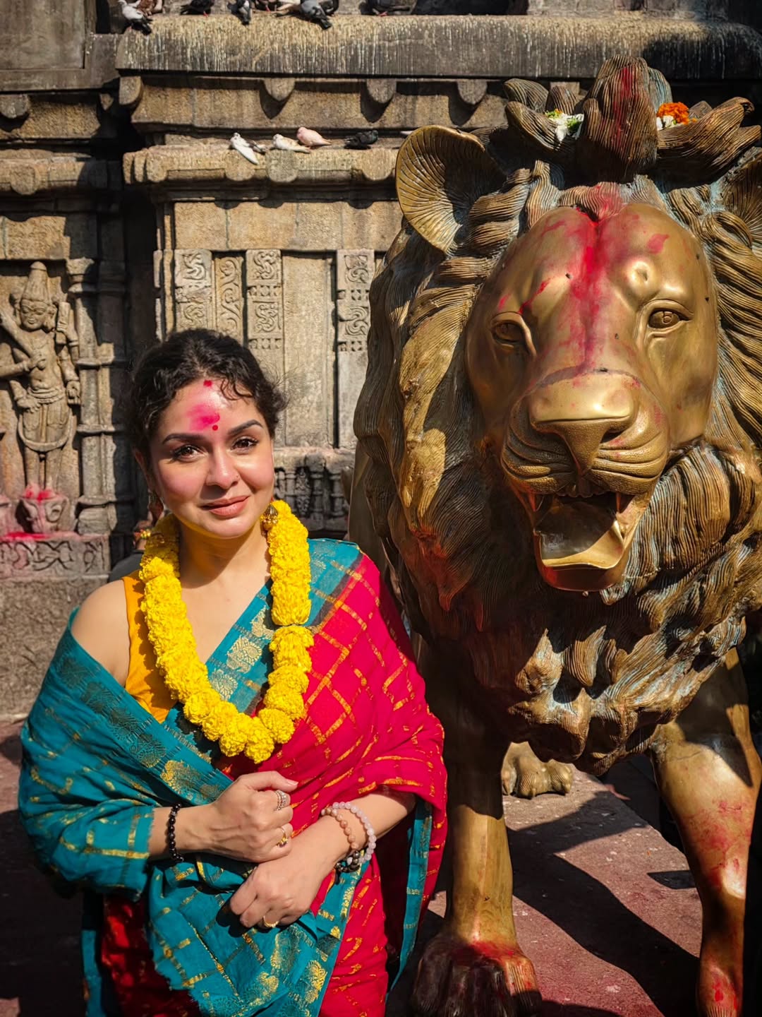 Abhijeet Khandkekar and Sukhada Khandkekar visits Kamakhya Temple