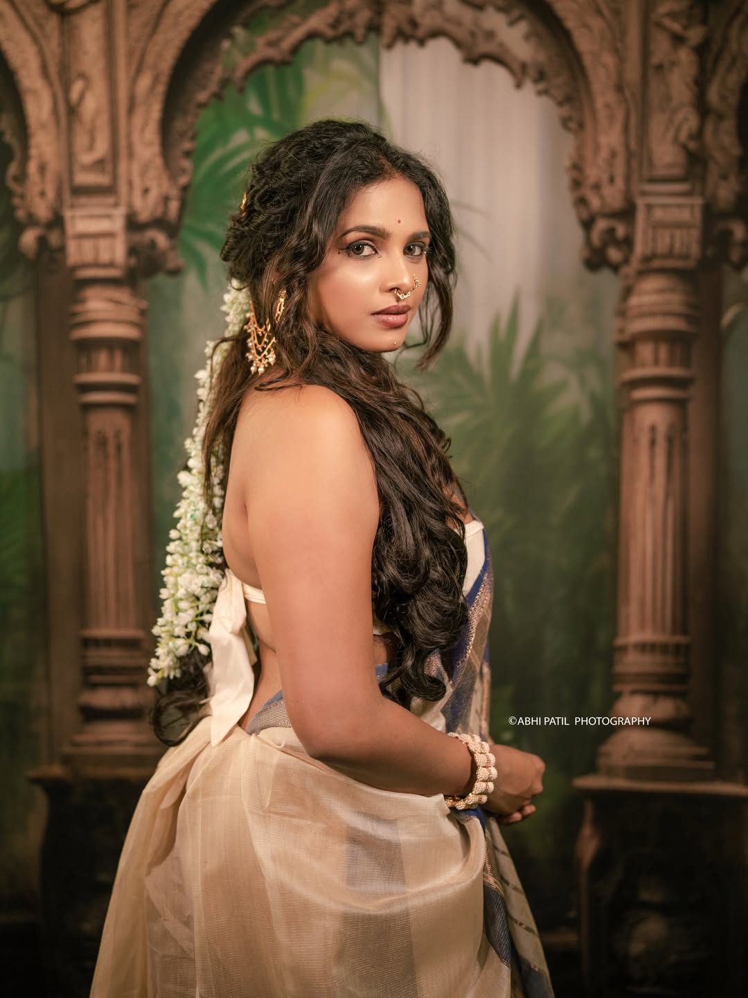 Amruta Dhongade traditional saree look