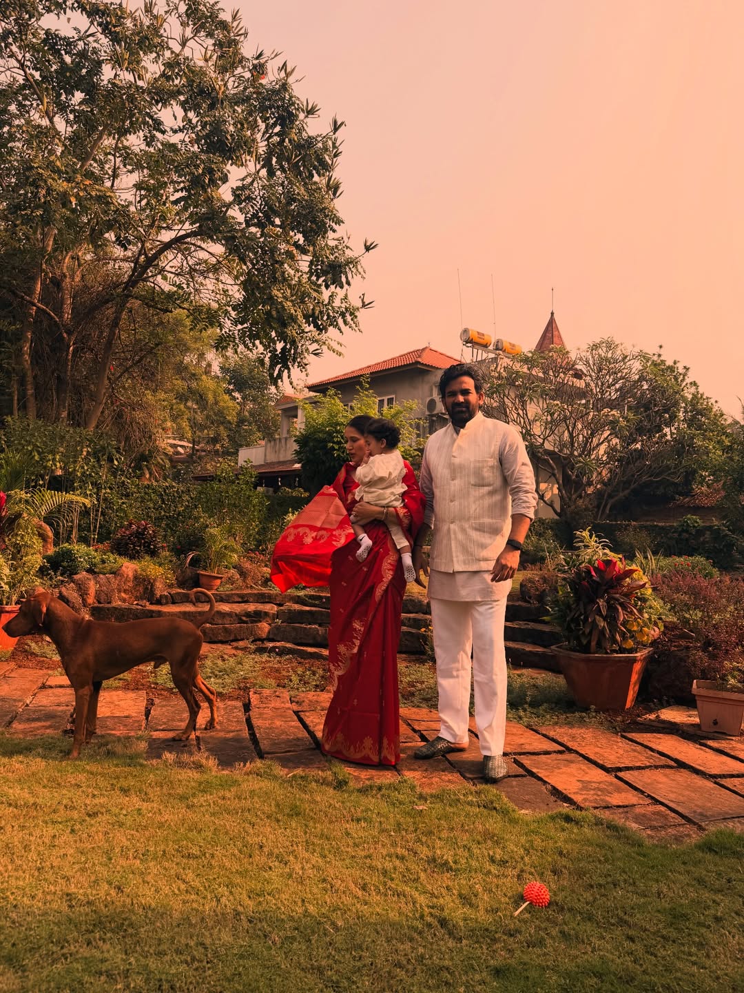 Sagarika Ghatge Kolhapur visit, Zaheer Khan family temple visit, Fatehsingh Khan with parents,