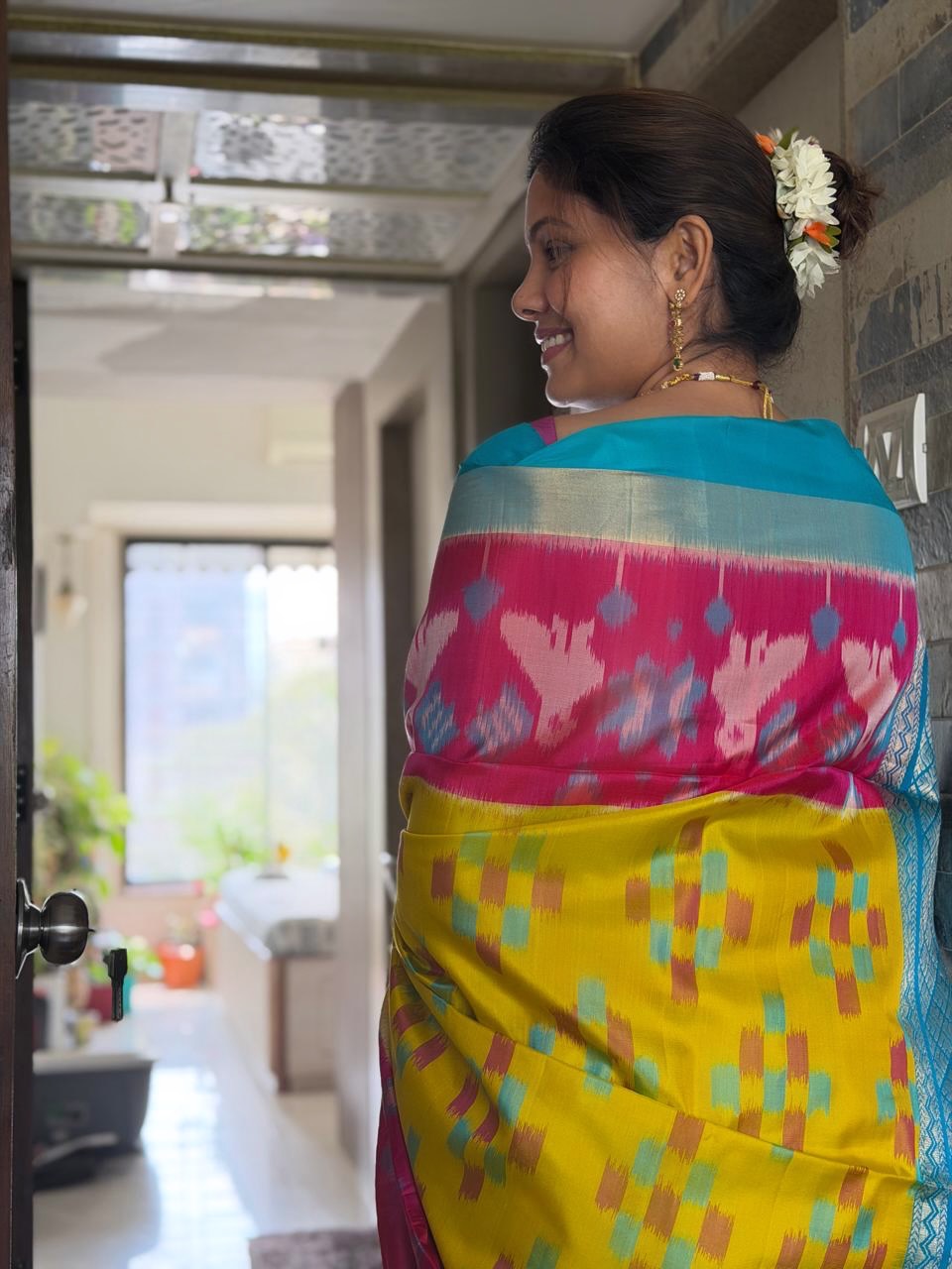 Suruchi Adarkar saree look