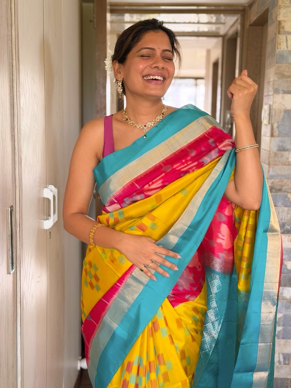 Suruchi Adarkar saree look