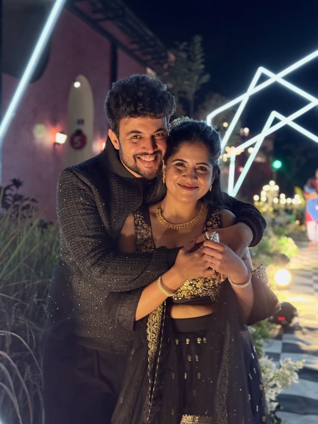 Amruta Deshmukh and Prasad jawade romantic photos