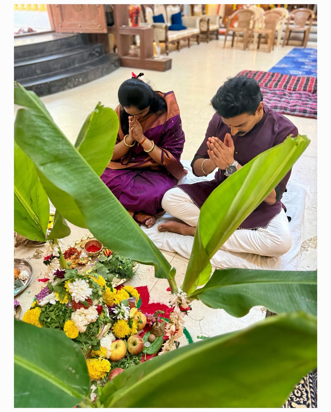 Gharo Ghari Matichya Chuli fame actor Sumit Pusawale with wife Monica Mahajan Pusawale during Satyanarayan Puja at home