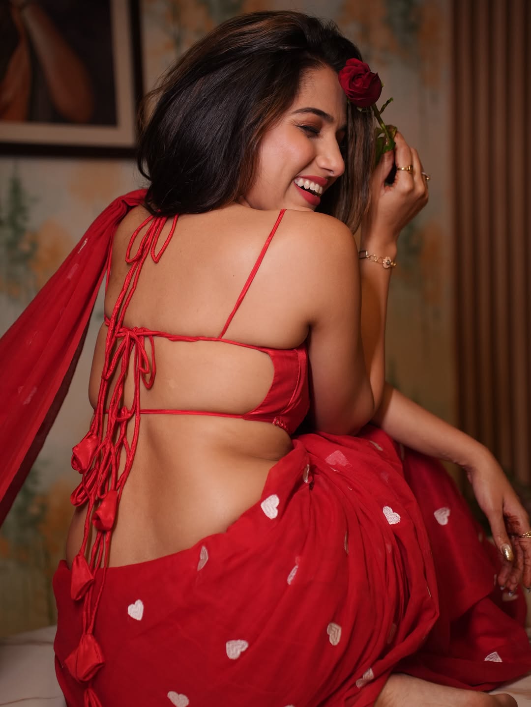 Marathi actress Janhavi Killekar in red saree Valentine’s day photoshoot