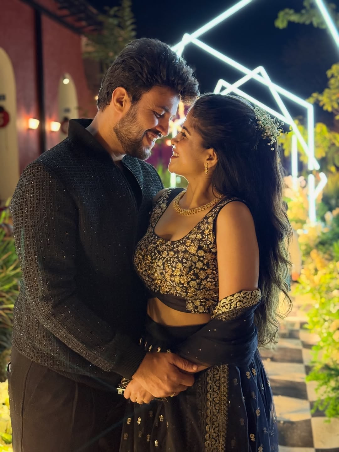 Amruta Deshmukh and Prasad jawade romantic photos