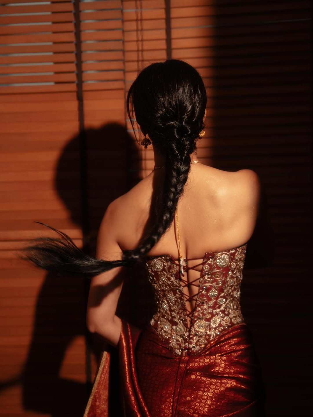 Disha Patani stuns in red saree at recent event