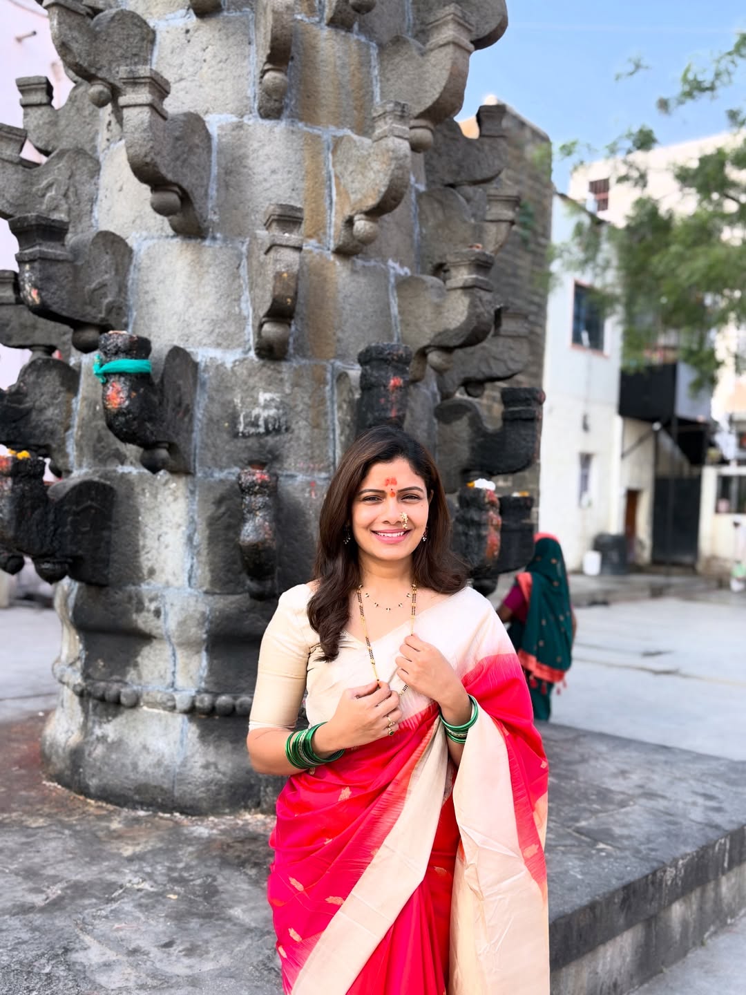 Suruchi Adarkar traditional Marathi look in red saree devotional visit to Yogeshwari Devi Temple Ambajogai