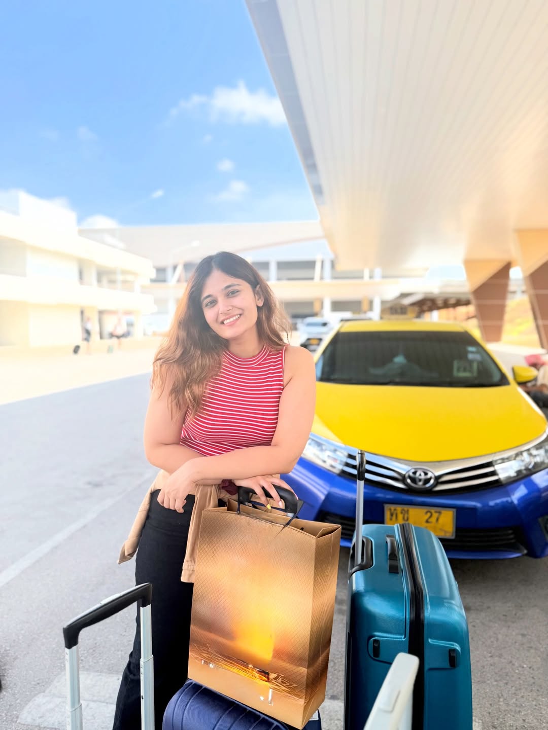 Anushka Pimputkar Thailand beach look with meghan jadhav honeymoon photos viral