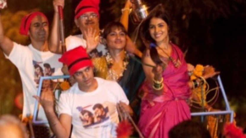 आज ३ फेब्रुवारी २०२६ ला त्यांच्या लग्नाला १४ वर्षे पूर्ण झाली आहेत. या निमित्ताने रितेश देशमुखने त्यांची एक रील शेअर केली आहे. यामध्ये हा व्हीडिओ शेअर करताना रितेशने लिहिले, 