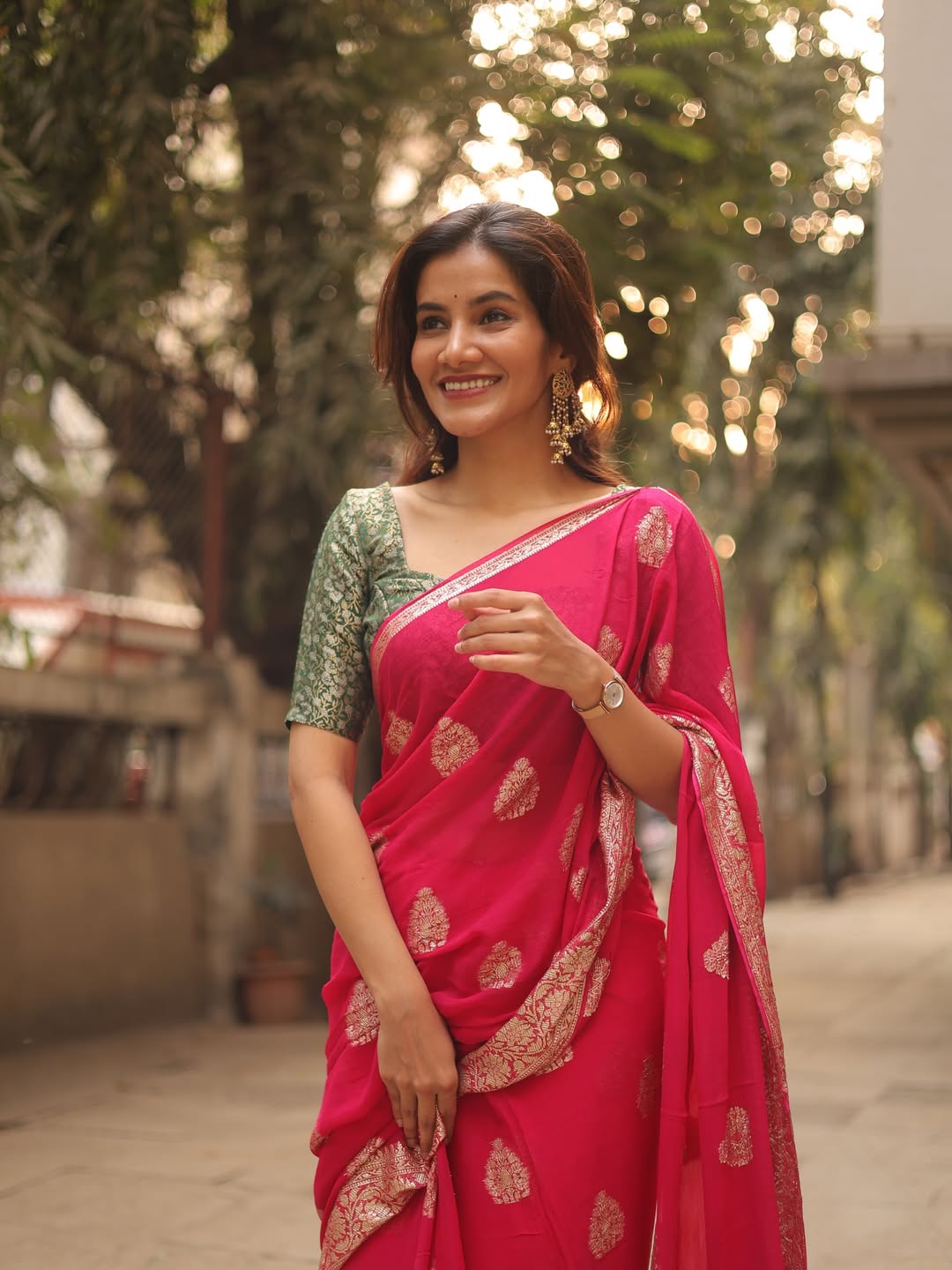 Aakanksha Gade Pink Saree Look