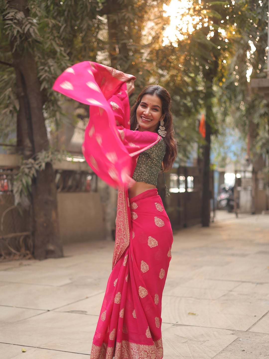 Aakanksha Gade Pink Saree Look