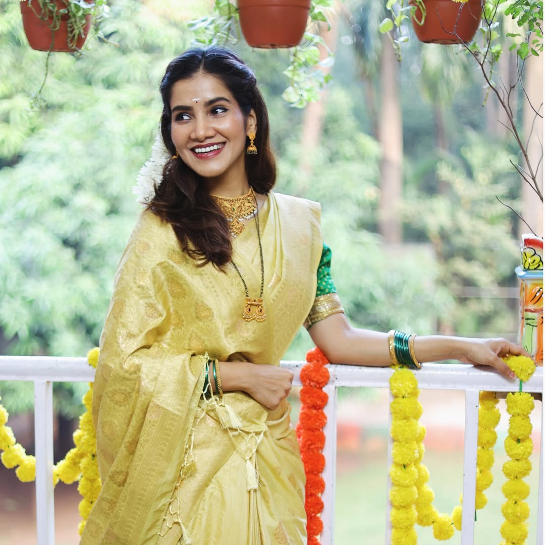 Aakanksha Gade Pink Saree Look