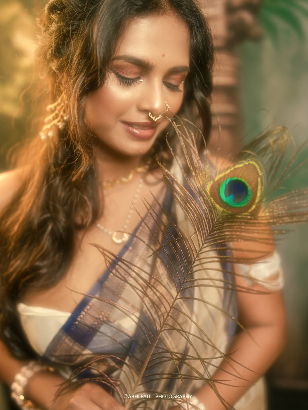 Amruta Dhongade White Saree Look