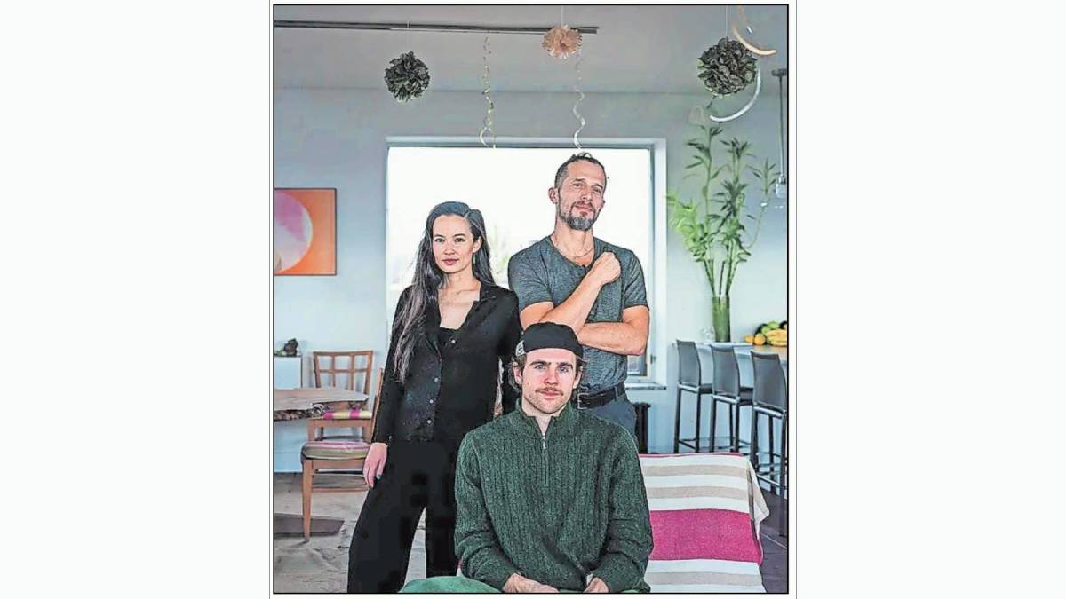 Modern life demands high attention and focus due to constant mobile and social media distractions