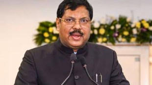 Former CJI Bhushan Gavai school reunion, Chikitsak Samuha Shirolkar High School alumni meet 1976 batch, Mumbai school reunion news 2026, Justice Bhushan Gavai school memories, Shirolkar High School donation by alumni, Mumbai education news, school batch get together stories माजी सरन्यायाधीश भूषण गवई स्नेहसंमेलन,