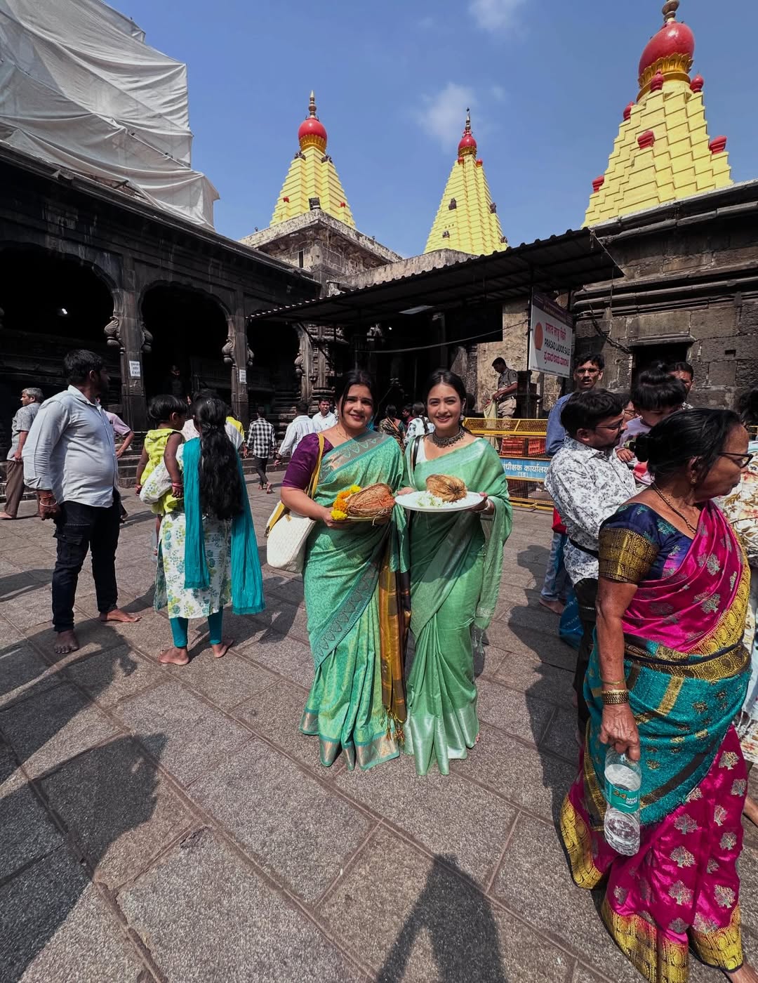 Girija Prabhu Bhakti Ratnaparkhi Mahalaxmi Temple