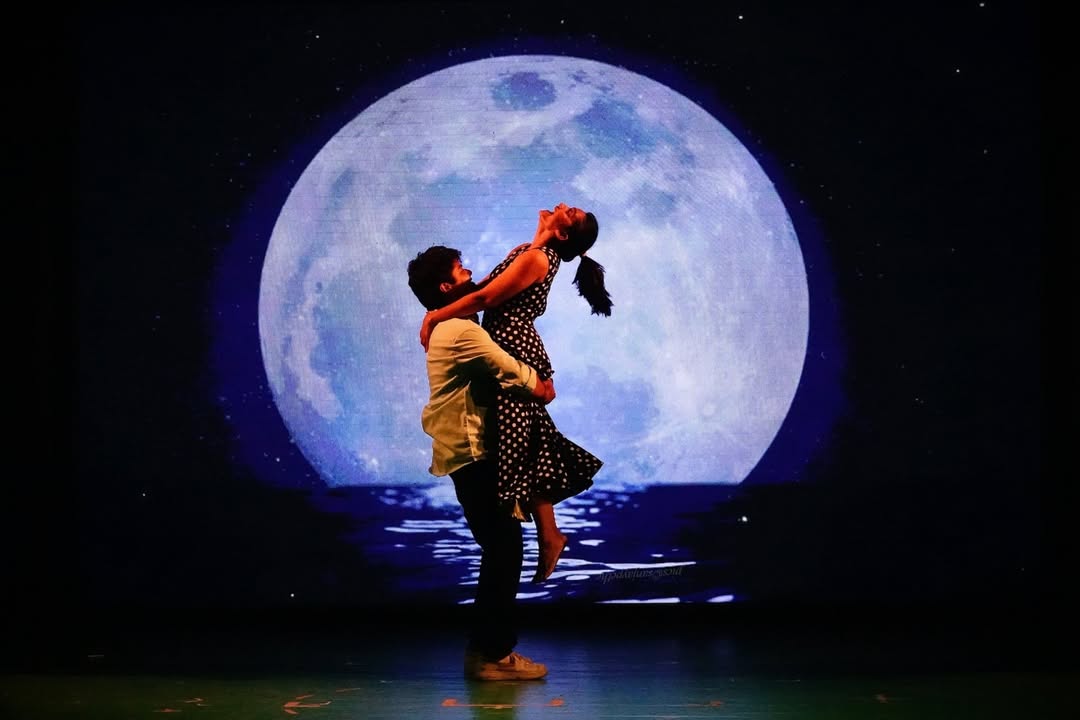 Hruta Durgule Western Look