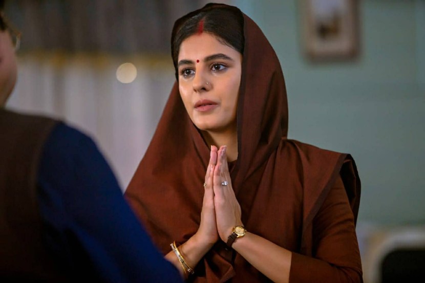 Mrizapur Actress Isha Talwar