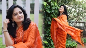 Photos: ‘एका लग्नाची पुढची गोष्ट’ नाटकातील कविता मेढेकर यांचा केशरी साडीतील लूकने वेधले लक्ष