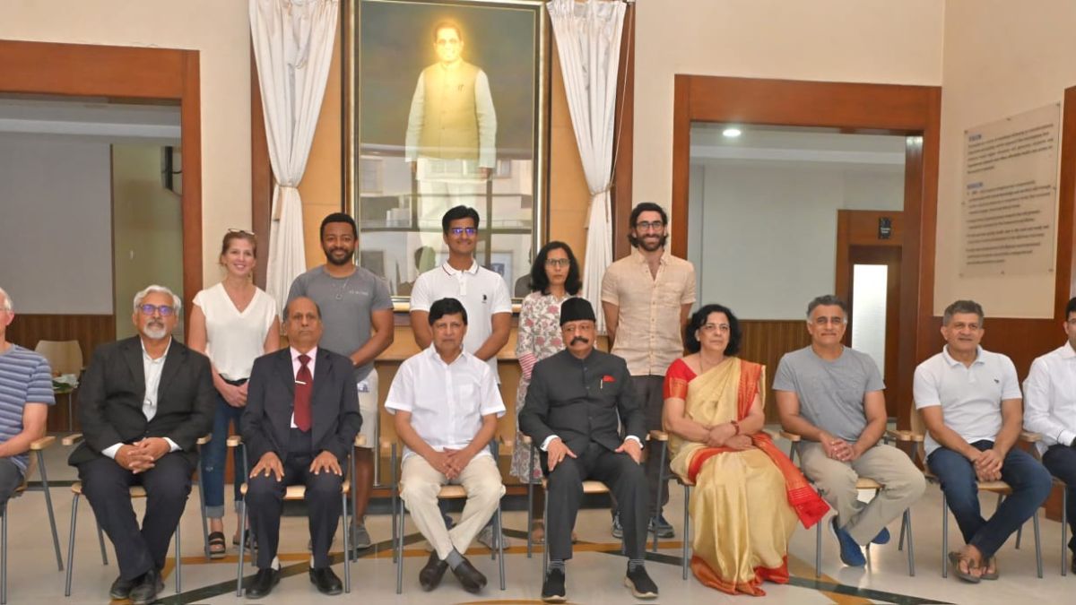 krishna-hospital-karad-performs-free-scoliosis-surgeries-with-us-doctors-help