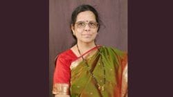 मराठी पुस्तकांनी भरलेले कपाट माझे आनंदनिधान