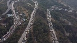 Mumbai Pune Expressway Traffic Jam: संतापजनक… संकटकाळातही टोलवसुली, अखेर एमएसआरडीकडून निर्णय