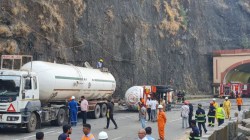 Mumbai-Pune Expressway: पुणे, कोल्हापूर, सांगली, सातारा मार्गावरील ‘एसटी’ फेऱ्या रद्द… प्रवाशांना फटका