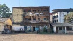 धोकादायक शाळा इमारतींकडे दुर्लक्ष; ठरावाला वर्ष उलटले; २७ वर्गखोल्या अजूनही ‘निर्लेखन’ प्रतीक्षेत; प्रशासनाचा हलगर्जीपणा उघड; हजारो विद्यार्थ्यांच्या सुरक्षिततेचा प्रश्न ऐरणीवर