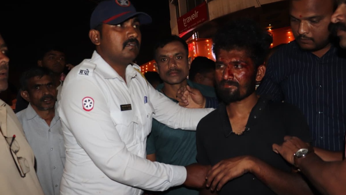 Drunk Driver Thrashed By Public Sangli Accident Hit And Run Tilak Chowk Mob Fury Innova Smashed