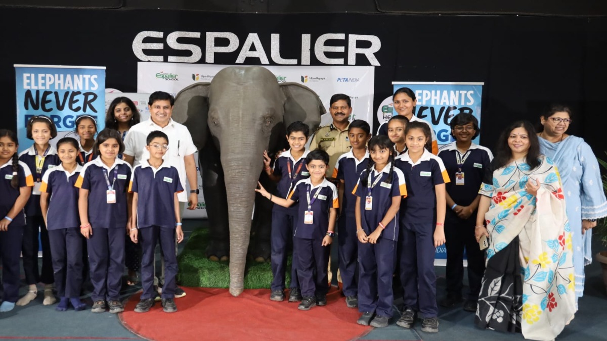 robotic elephant ellie in nashik schools peta india animatronic features weight height awareness campaign dia mirza