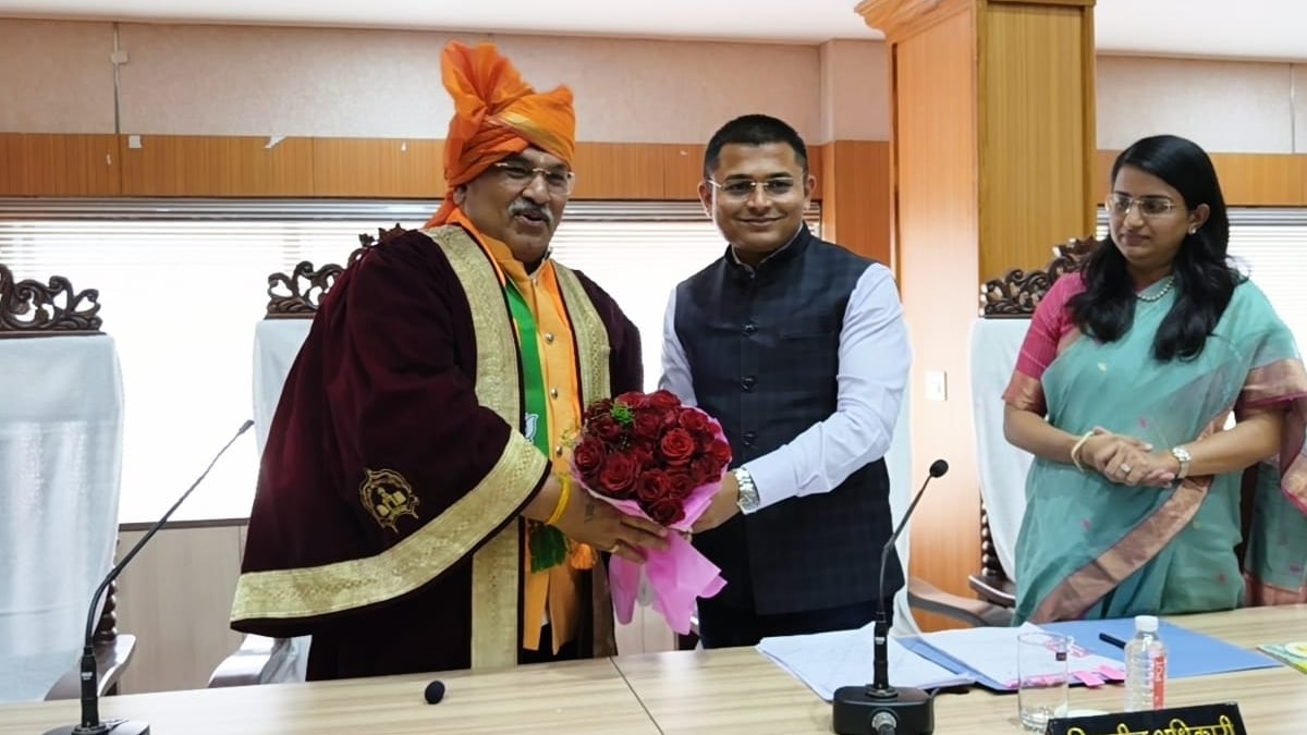 Shrichand Tejwani first Sindhi Mayor of Amravati BJP win