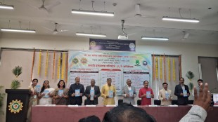 marathi professor conference nagpur controversy english speech university vc slams